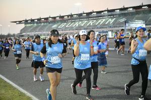 BIB: 50300, 508, 515, 51249, 52275
                            <button type="button" onclick="openModal(10464601)" class="btn btn-primary btn-sm float-right btn-popup" data-toggle="modal" data-target=".modal-high-quality">
                        <i class="fas fa-shopping-cart"></i> Add to Cart
                    </button>
                                            <button type="button" onclick="isThisMe(10464601, true)" class="btn btn-success btn-sm float-right btn-popup btn-isme hidden" data-toggle="tooltip" data-placement="bottom" title="นี่คือรูปของคุณใช่ไหม คลิกที่นี่เพื่อเอาเข้าอัลบั้ม">
                        <i class="fas fa-plus"></i> Add to album
                    </button>
                    <button type="button" onclick="isThisMe(10464601, false)" class="btn btn-warning btn-sm float-right btn-popup btn-isnotme hidden">
                        <i class="fas fa-ban"></i> Remove from album
                    </button>